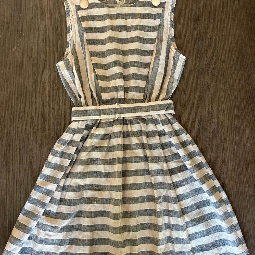 Elegant Striped Midi Dress in Black and Cream